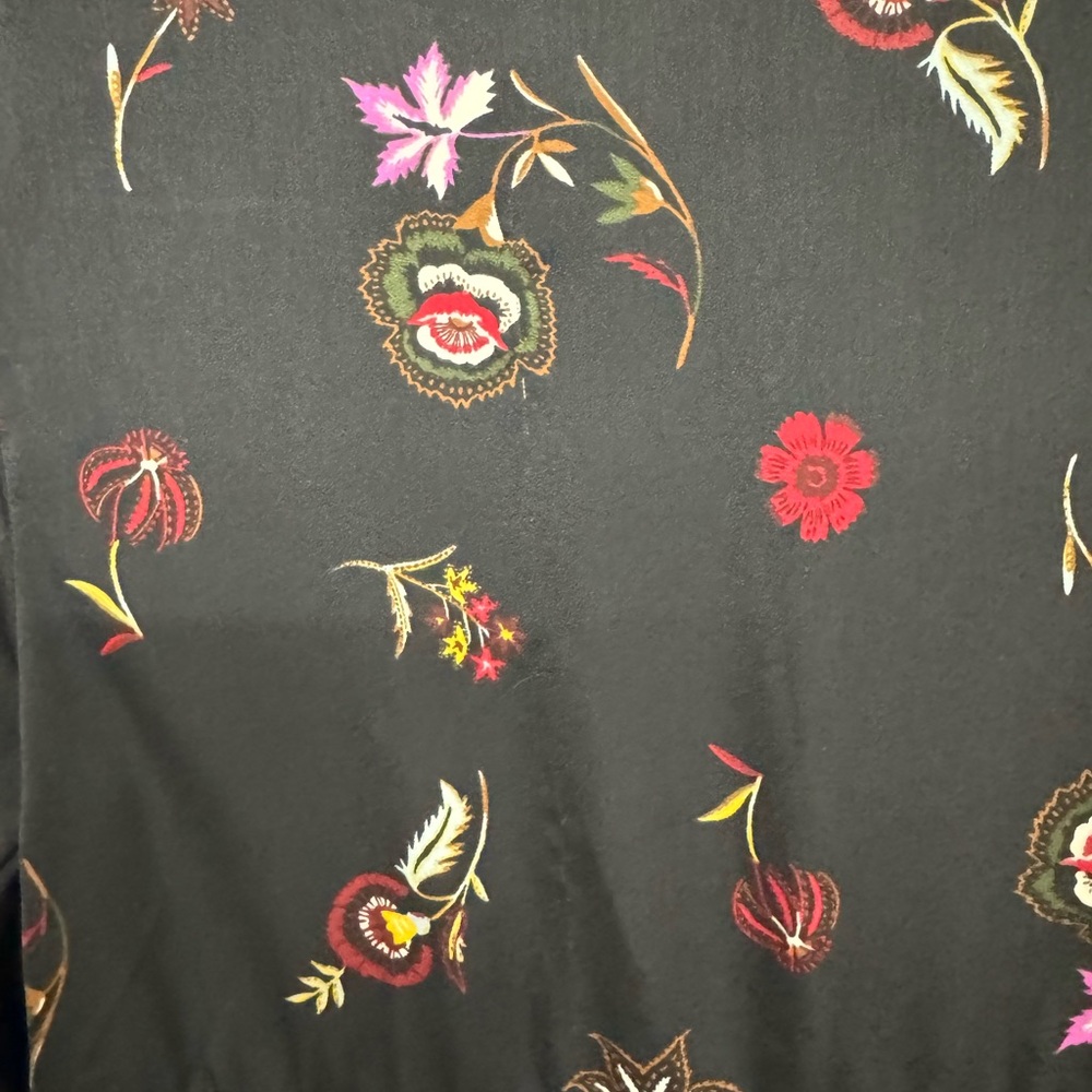 Floral Black Dress with V-Neck - Picture 2 of 9